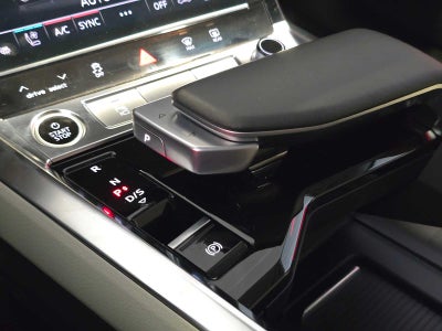 2024 Audi Q8 e-tron Premium Plus