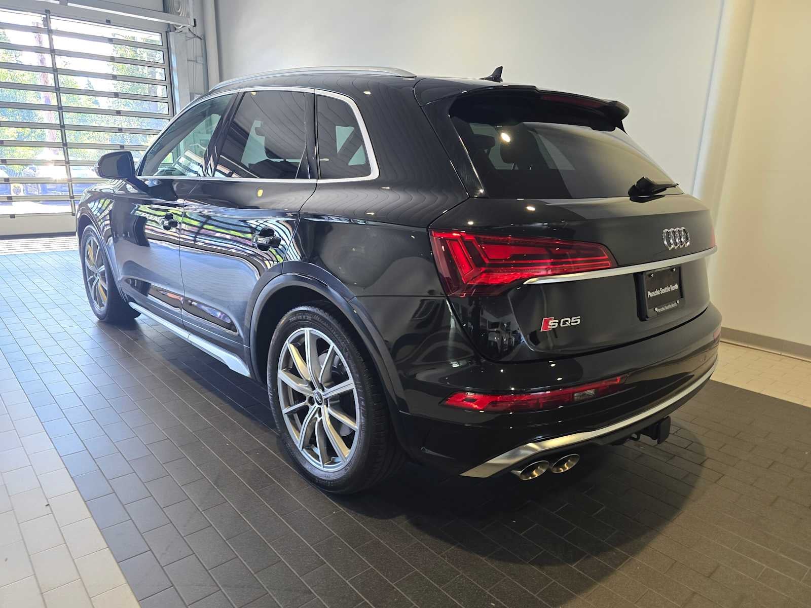 2023 Audi SQ5 Premium Plus