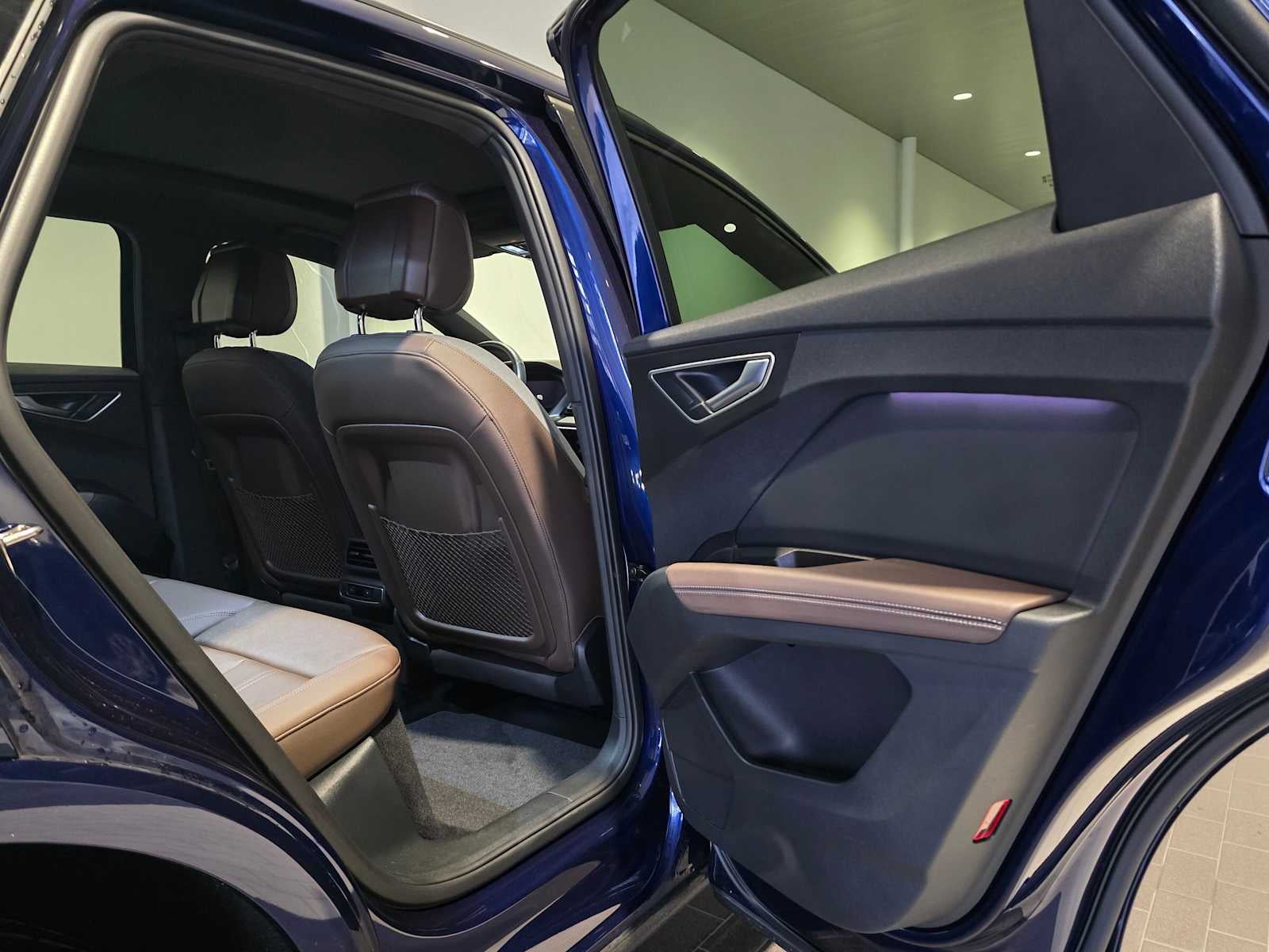 2024 Audi Q4 e-tron Premium Plus