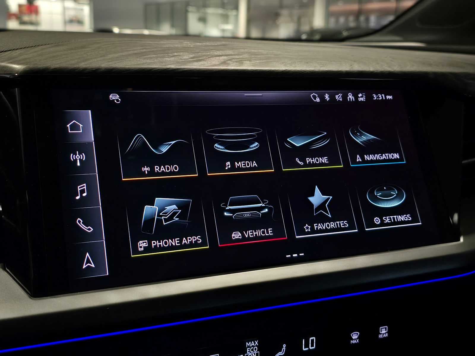 2024 Audi Q4 e-tron Premium Plus