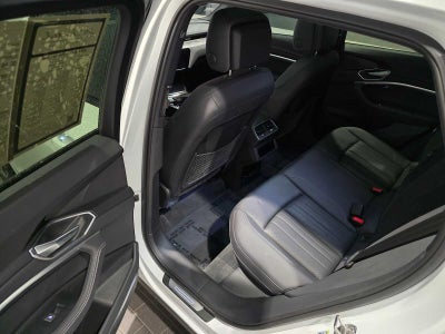 2023 Audi e-tron Premium Plus