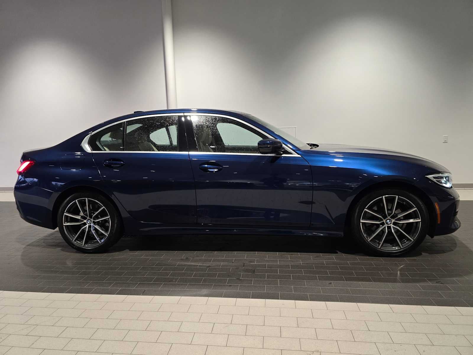 2019 BMW 3 Series 330i