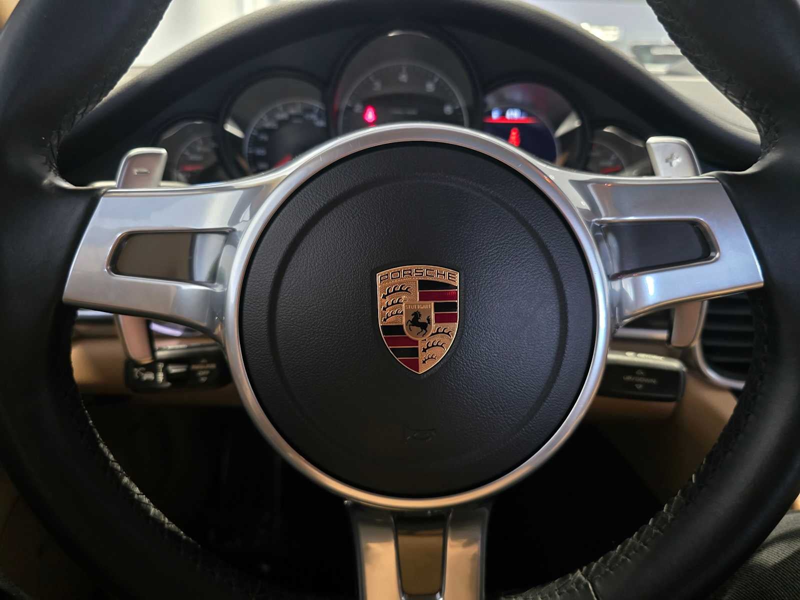 2016 Porsche Panamera Panamera 4 Edition