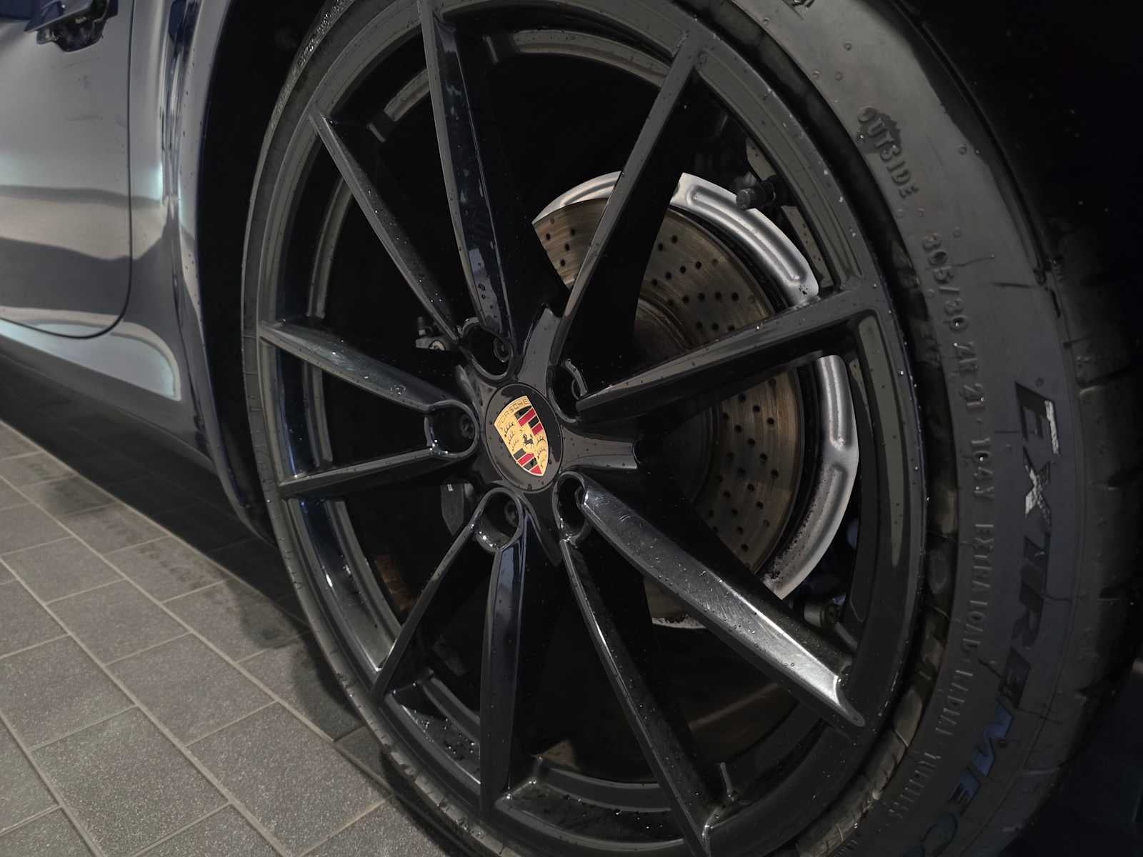 2020 Porsche 911 Carrera