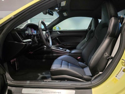 2025 Porsche 911 Carrera