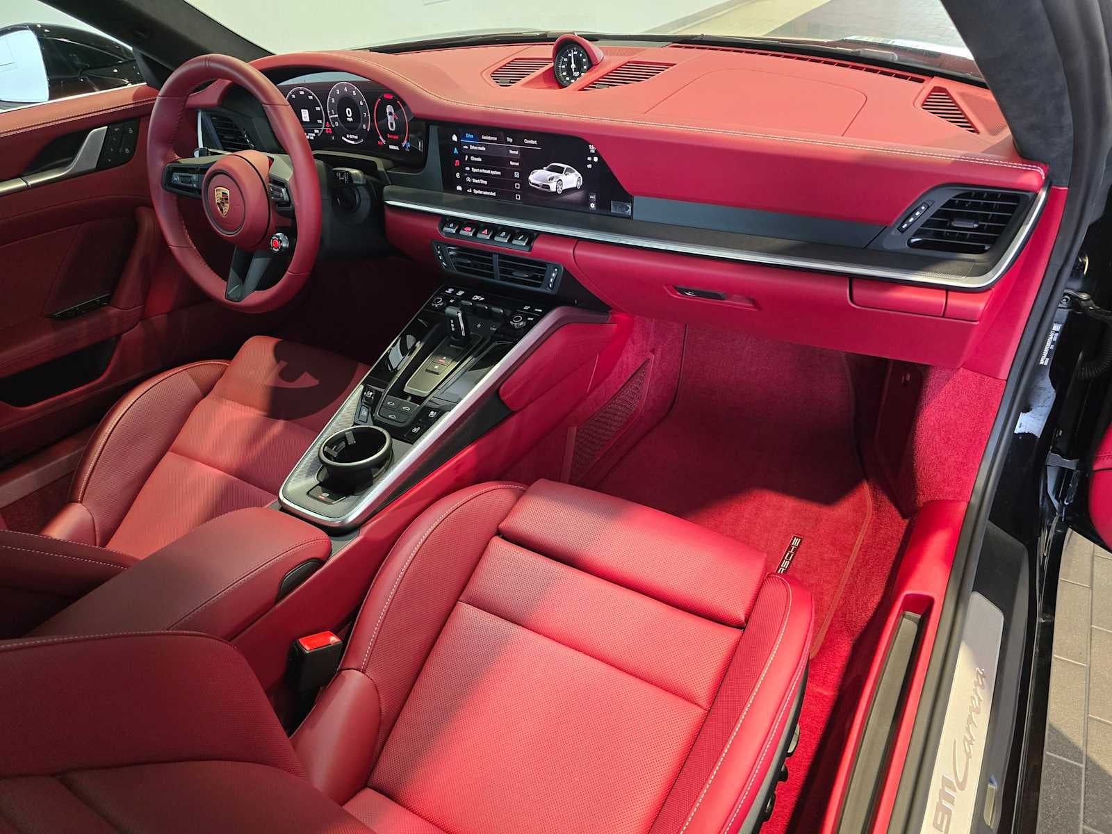 2025 Porsche 911 Carrera