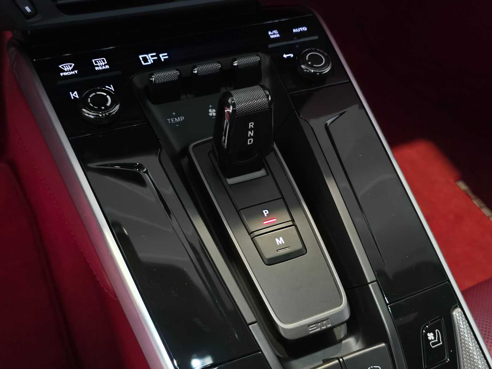 2025 Porsche 911 Carrera