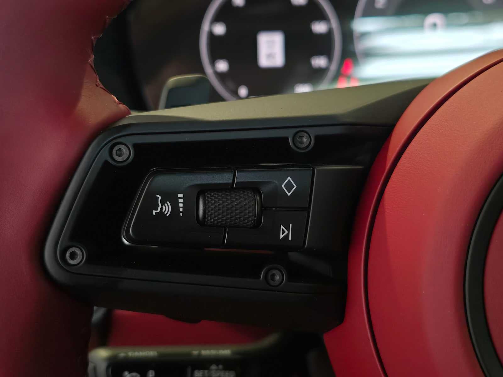 2025 Porsche 911 Carrera