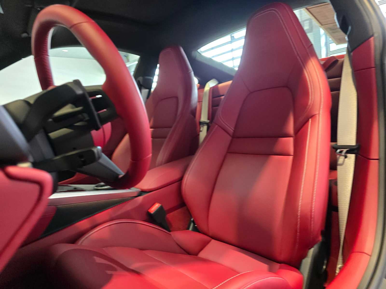 2025 Porsche 911 Carrera