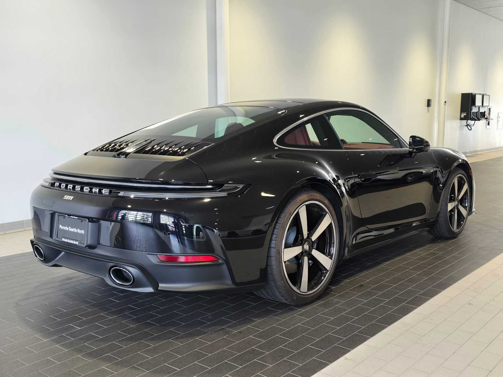 2025 Porsche 911 Carrera