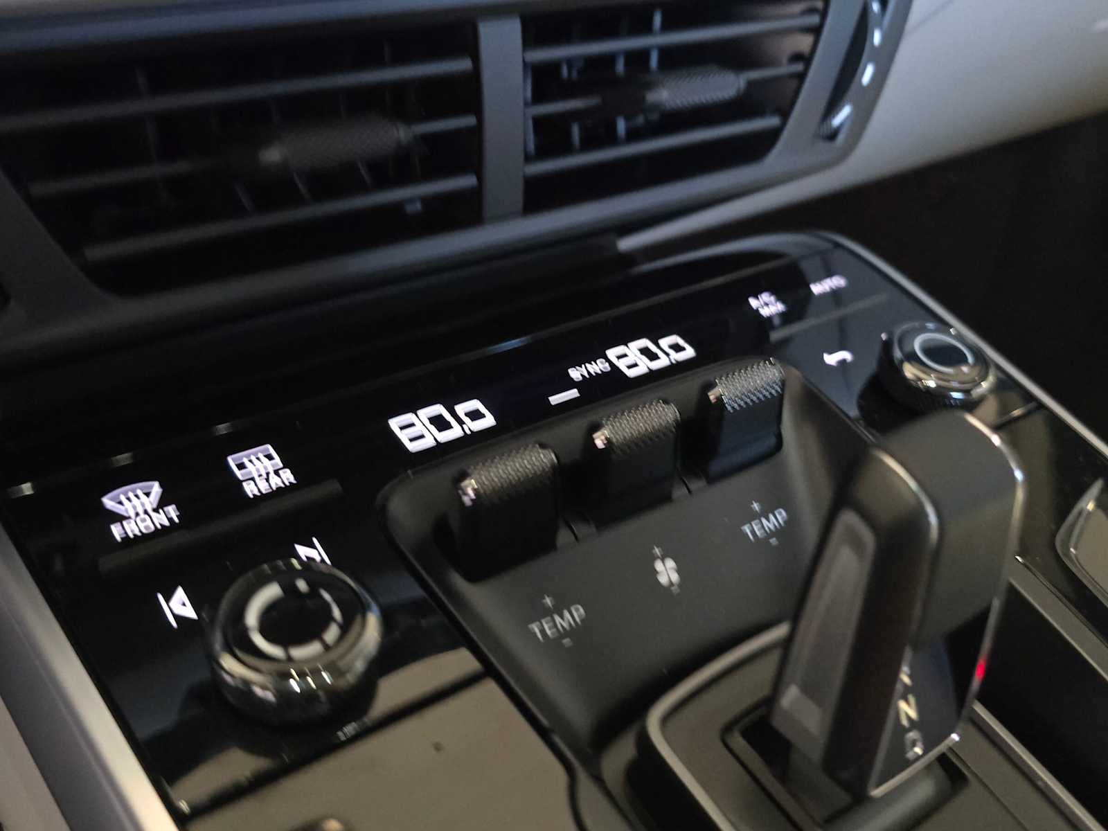 2025 Porsche 911 Carrera