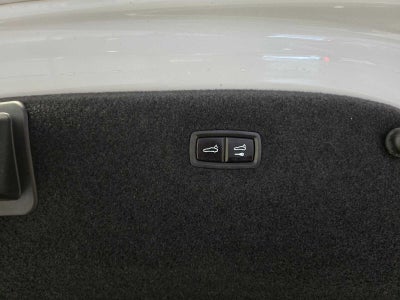 2022 Porsche Taycan Base