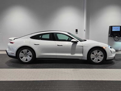 2022 Porsche Taycan Base