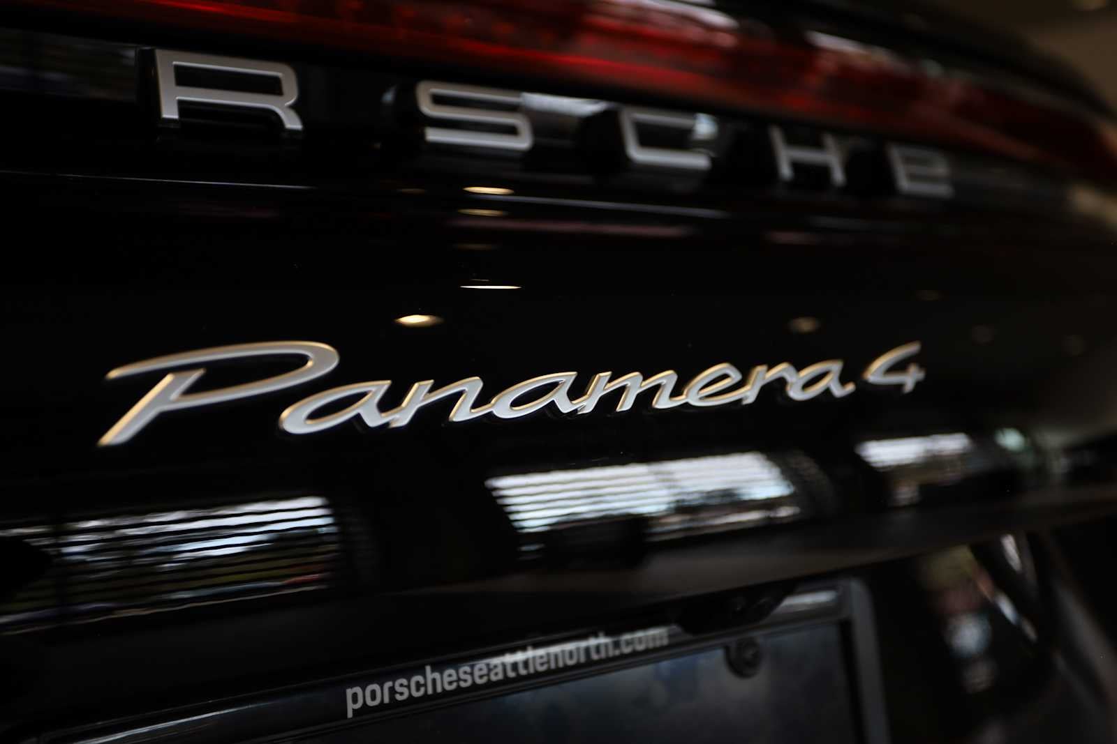 2025 Porsche Panamera Panamera 4