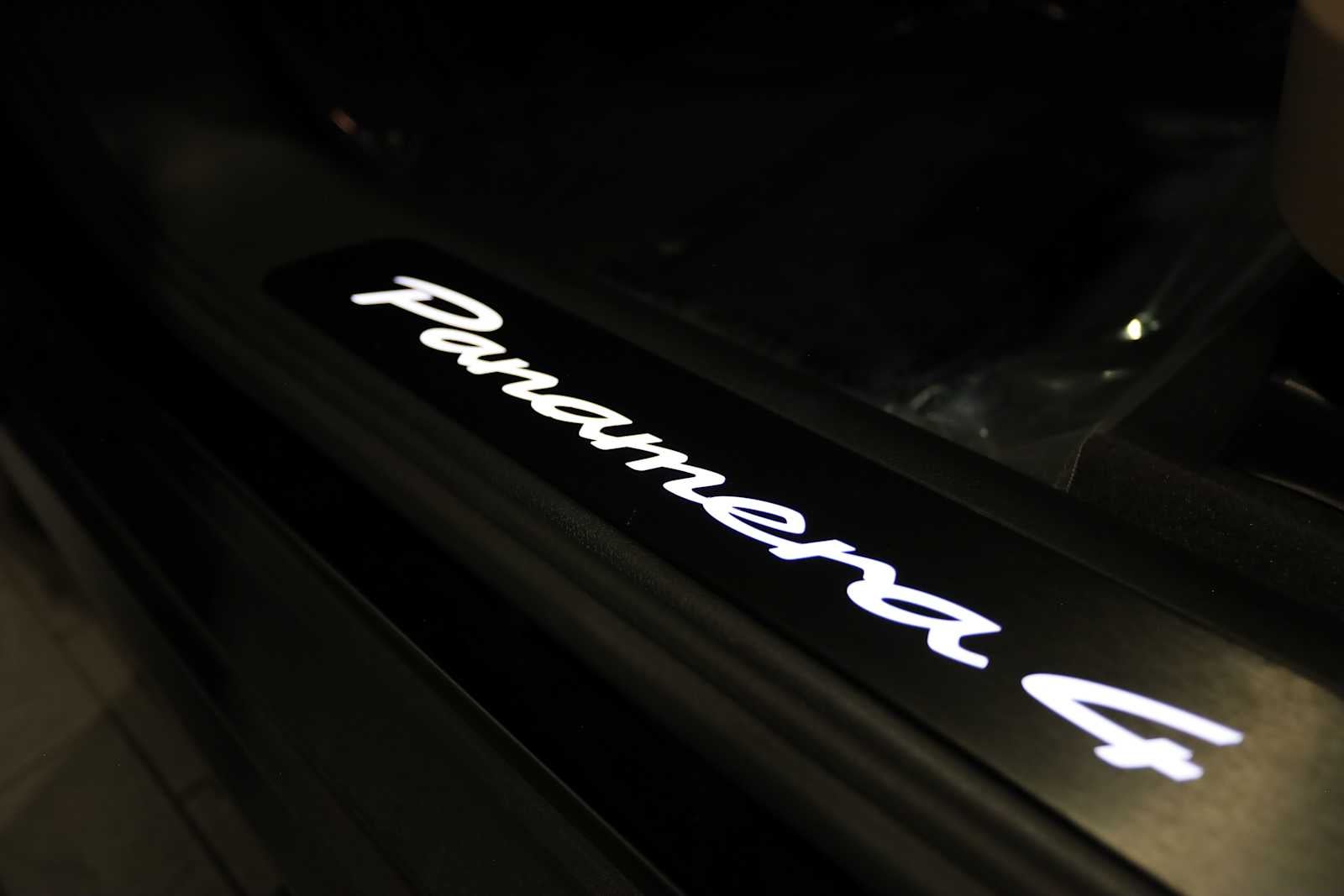 2025 Porsche Panamera Panamera 4