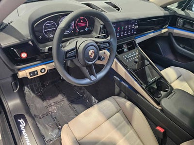 2025 Porsche Panamera Panamera 4