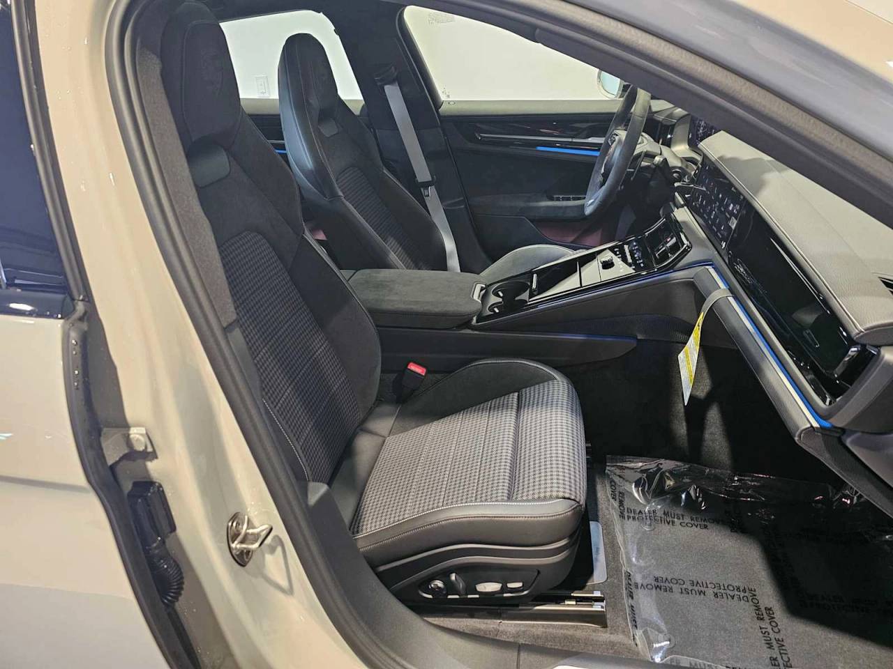 2025 Porsche Panamera Panamera 4