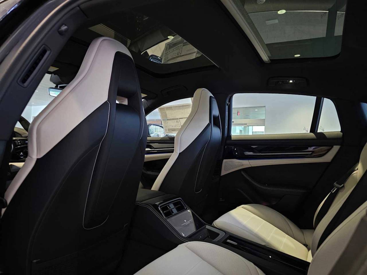 2025 Porsche Panamera Panamera