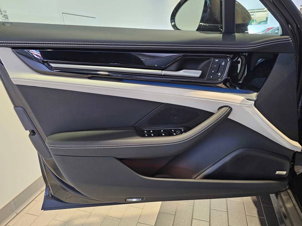 2025 Porsche Panamera Panamera