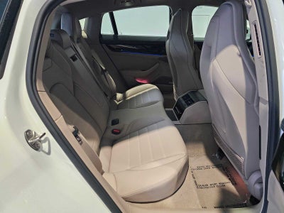 2025 Porsche Panamera 4