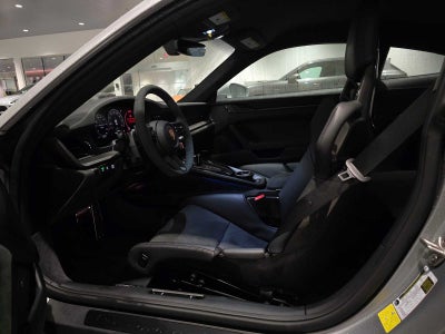 2025 Porsche 911 Carrera 4 GTS