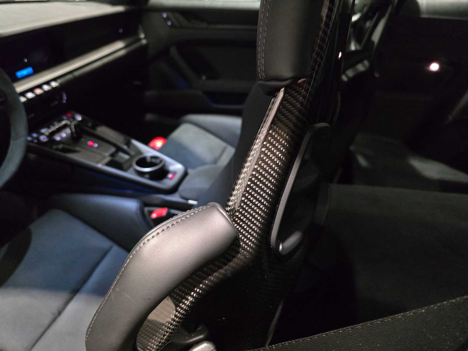 2025 Porsche 911 Carrera 4 GTS