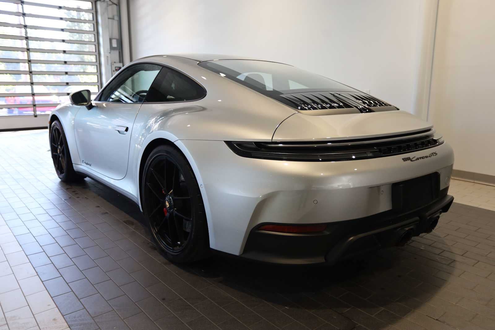 2025 Porsche 911 911 Carrera GTS