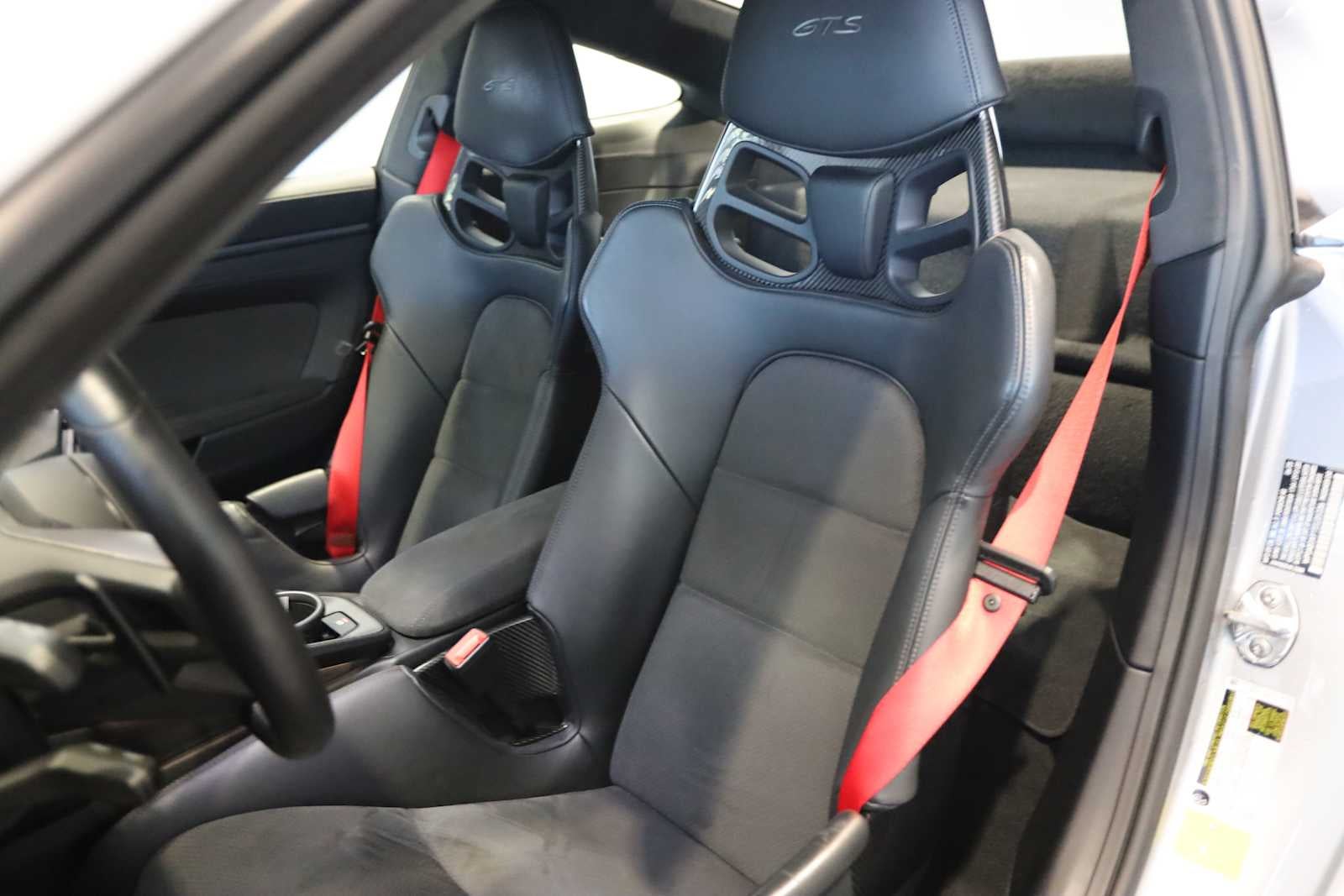 2025 Porsche 911 911 Carrera GTS