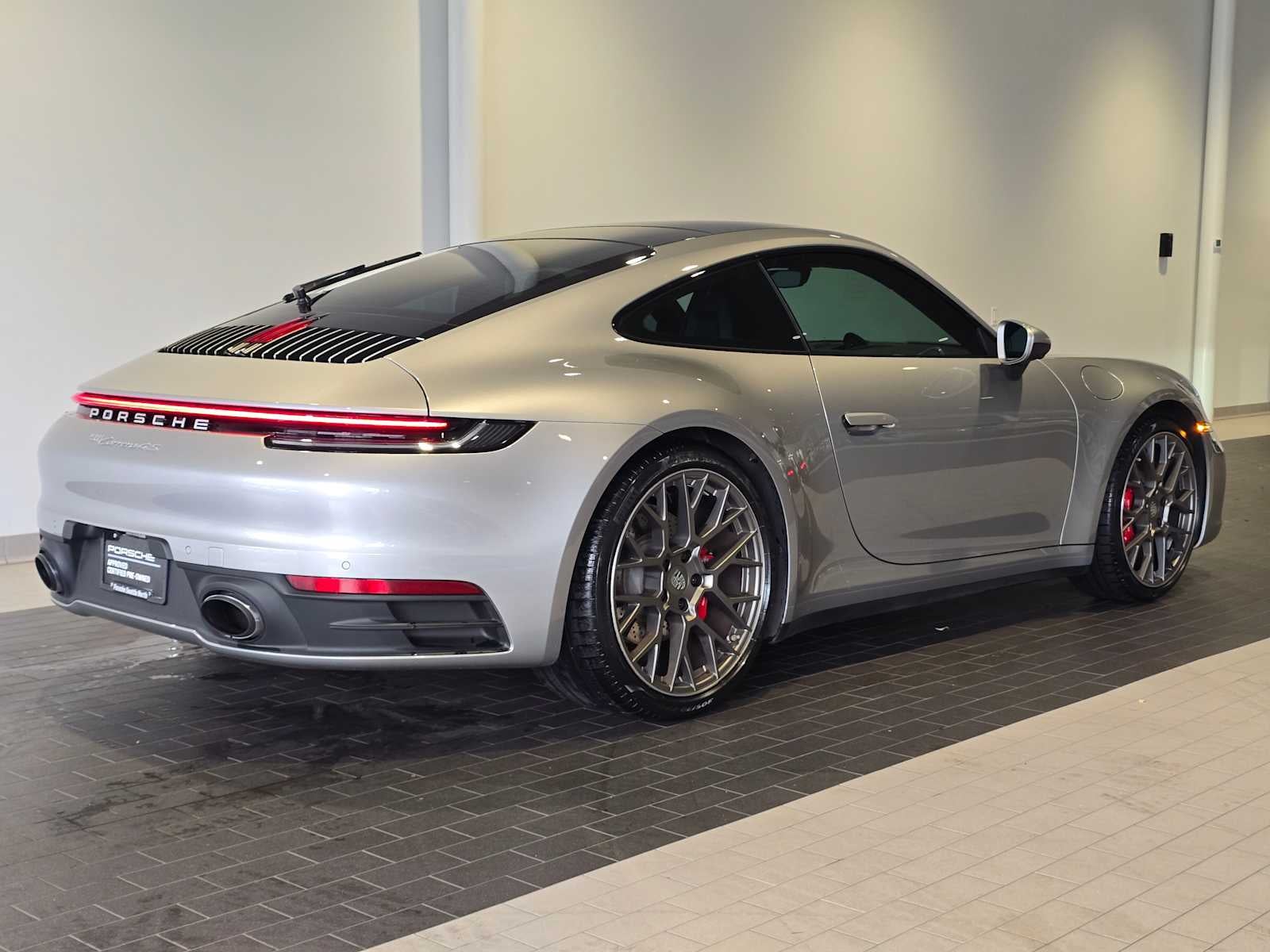 2023 Porsche 911 Carrera 4S