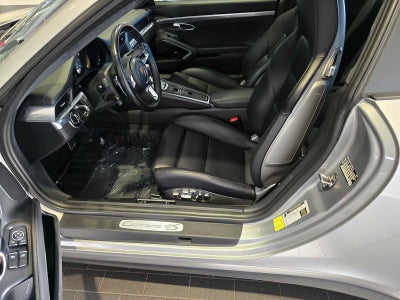 2017 Porsche 911 Carrera 4S