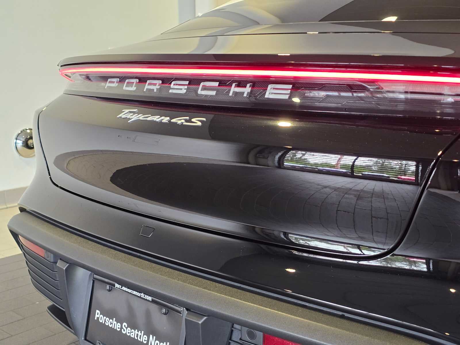 2024 Porsche Taycan 4S