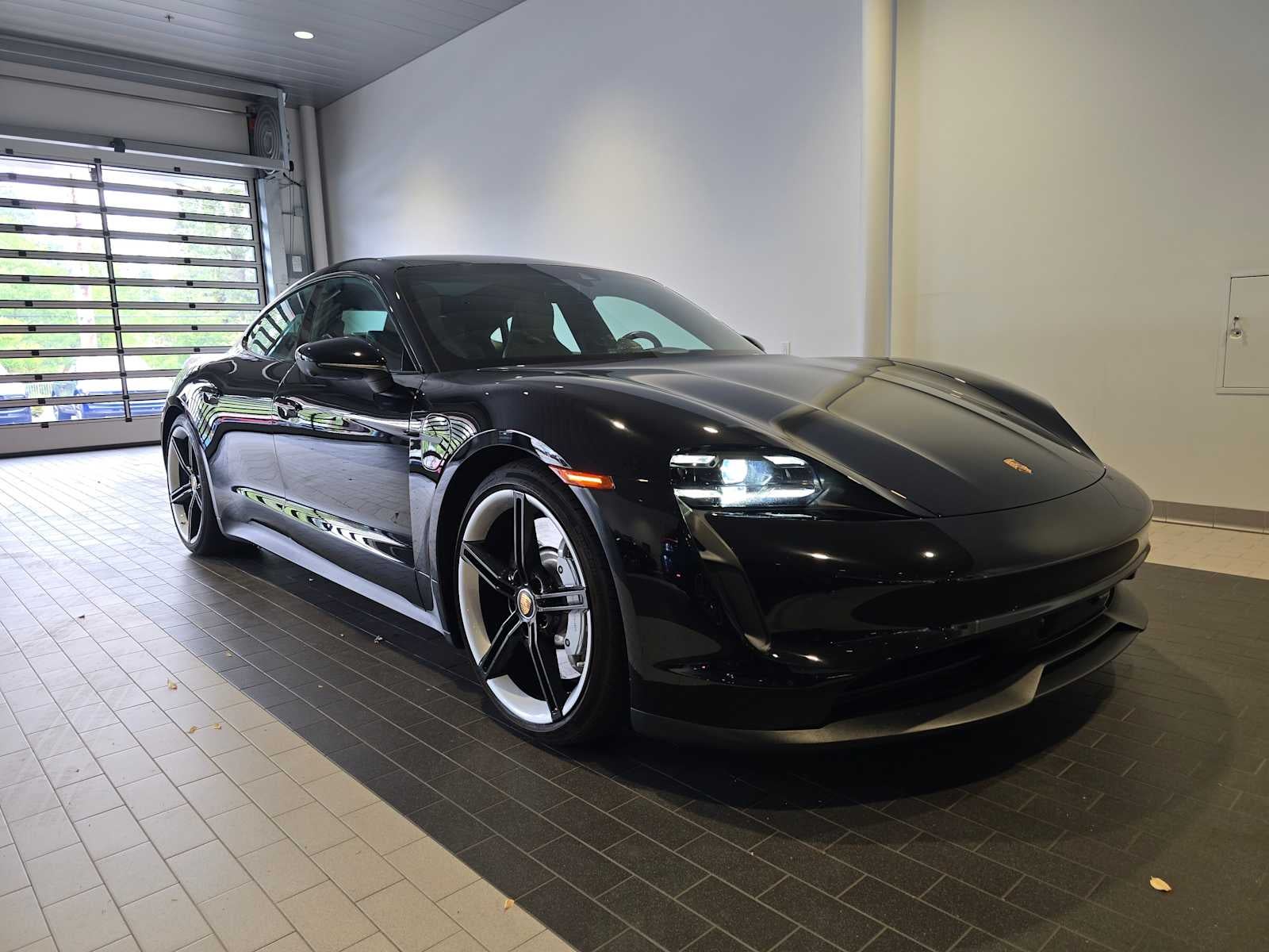 2024 Porsche Taycan 4S