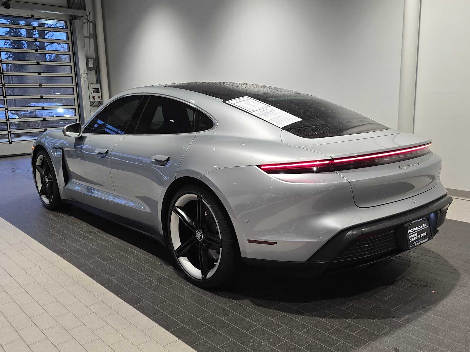 2022 Porsche Taycan 4S