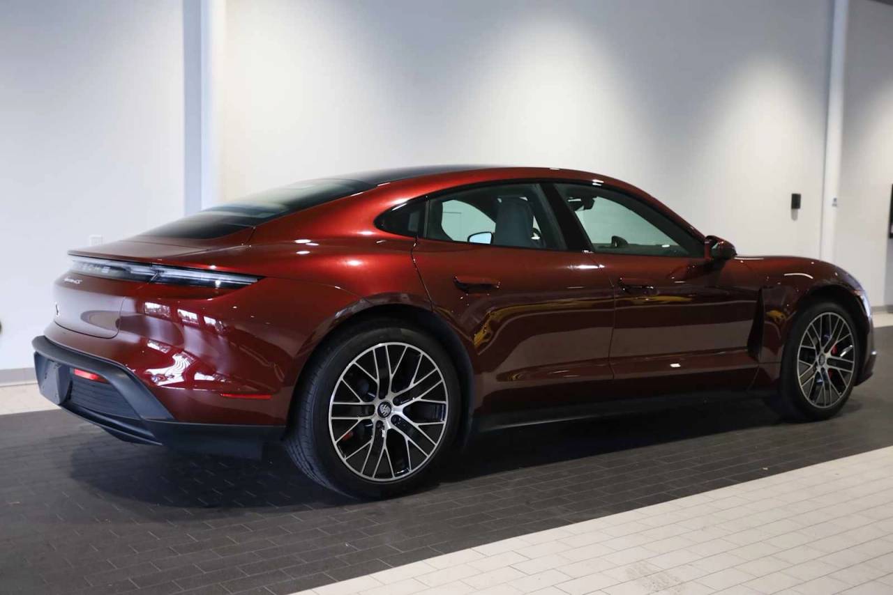 2022 Porsche Taycan Taycan 4S
