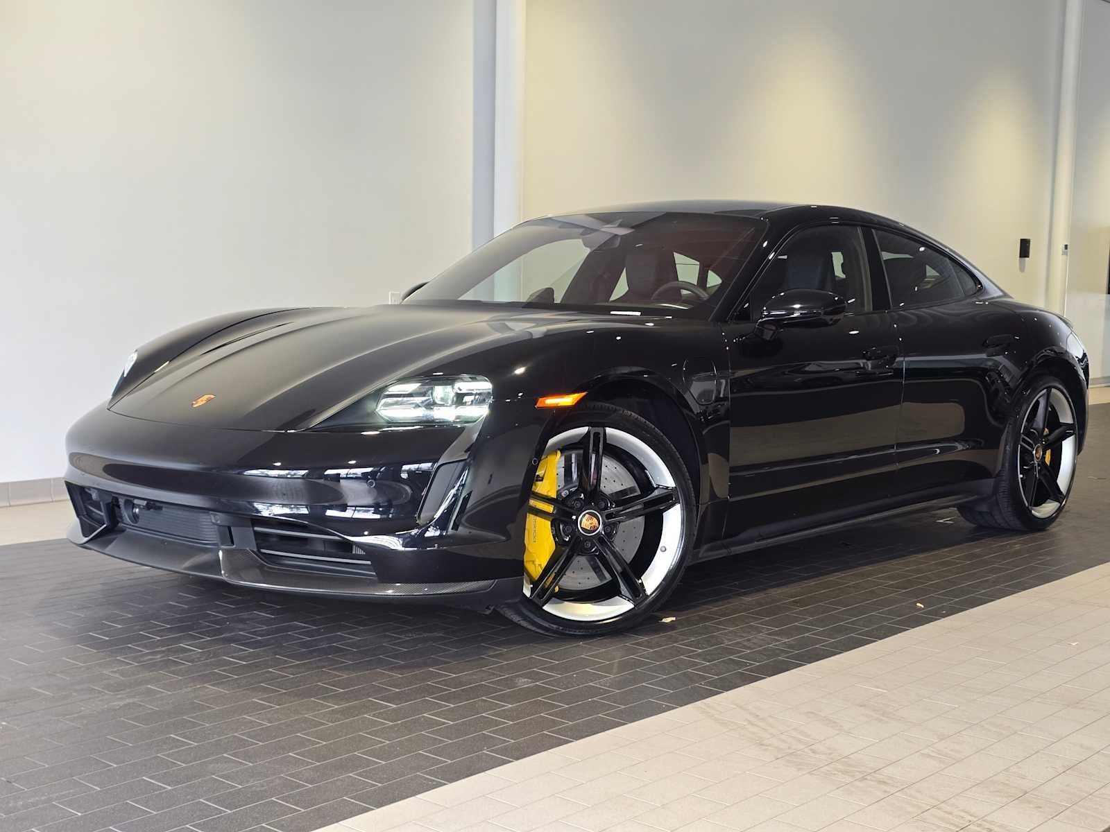 2020 Porsche Taycan Turbo S