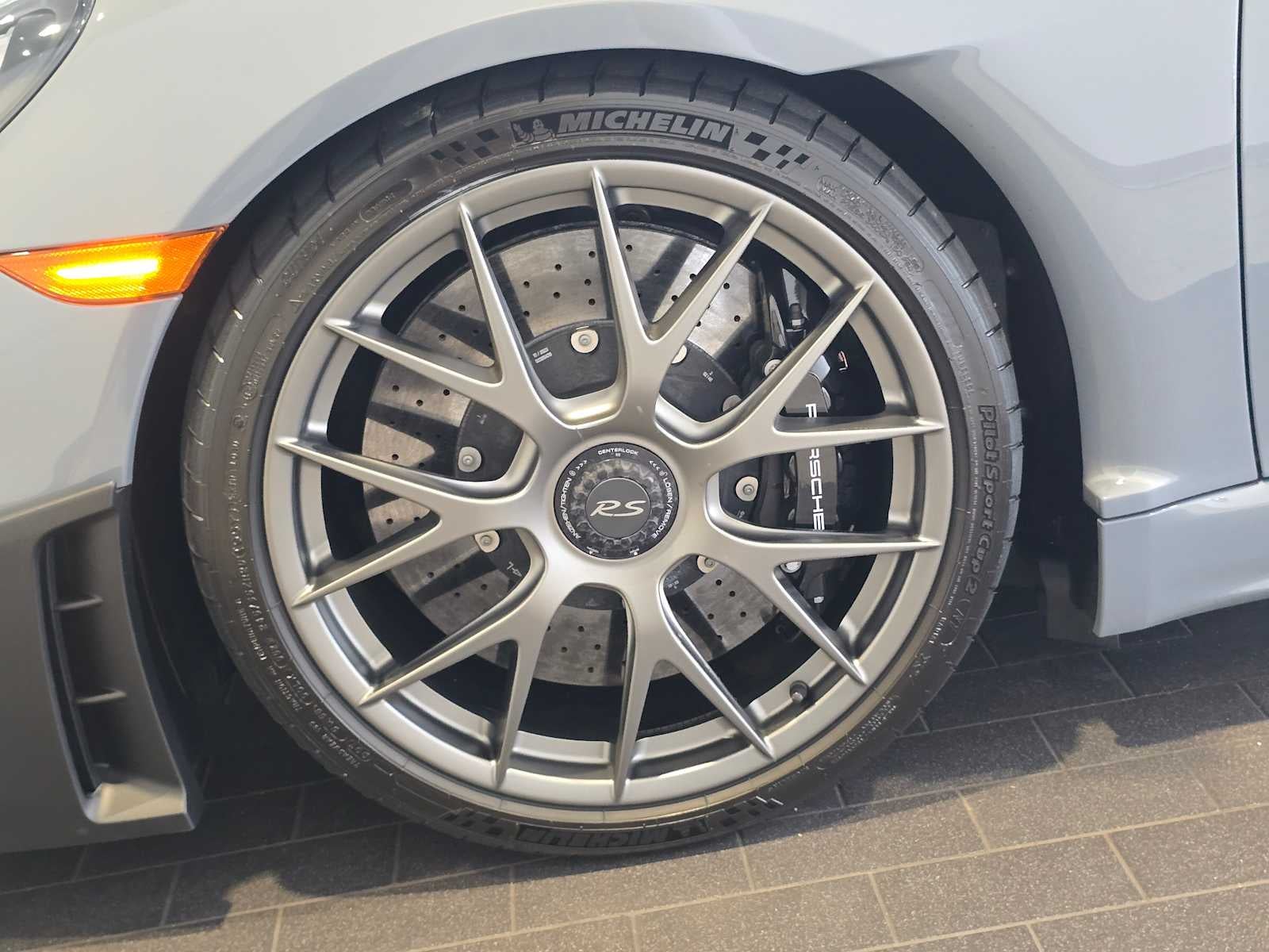 2023 Porsche 718 Cayman 718 Cayman GT4 RS (MY23)