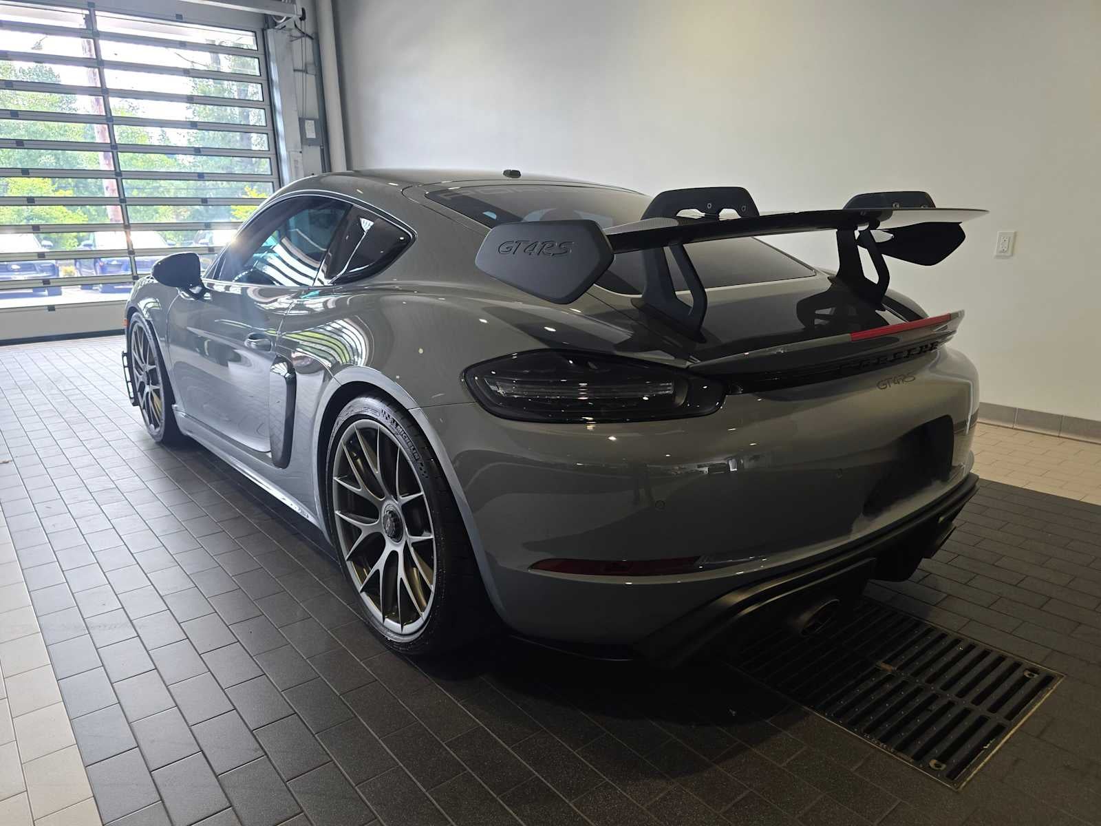2023 Porsche 718 Cayman 718 Cayman GT4 RS (MY23)