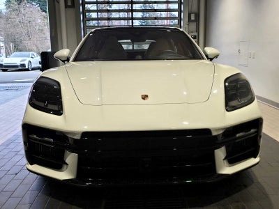 2025 Porsche Panamera GTS