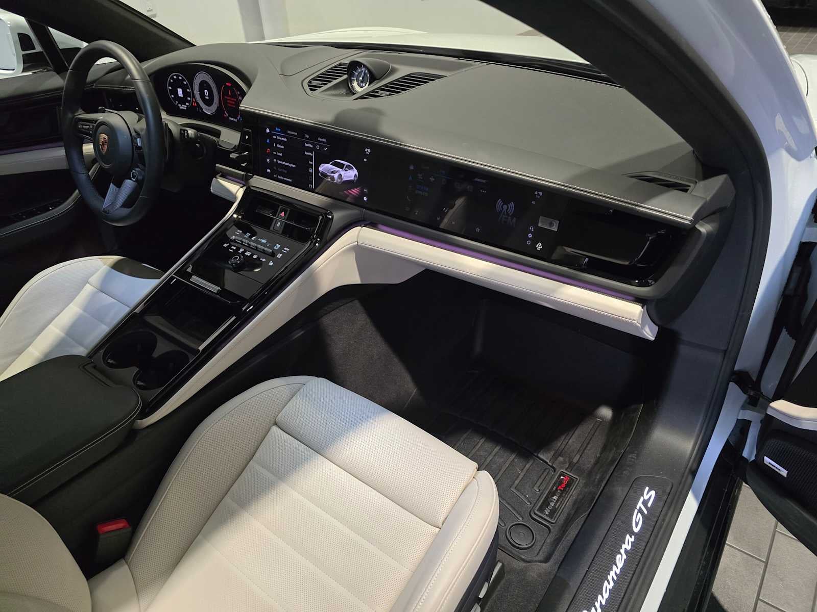 2025 Porsche Panamera GTS