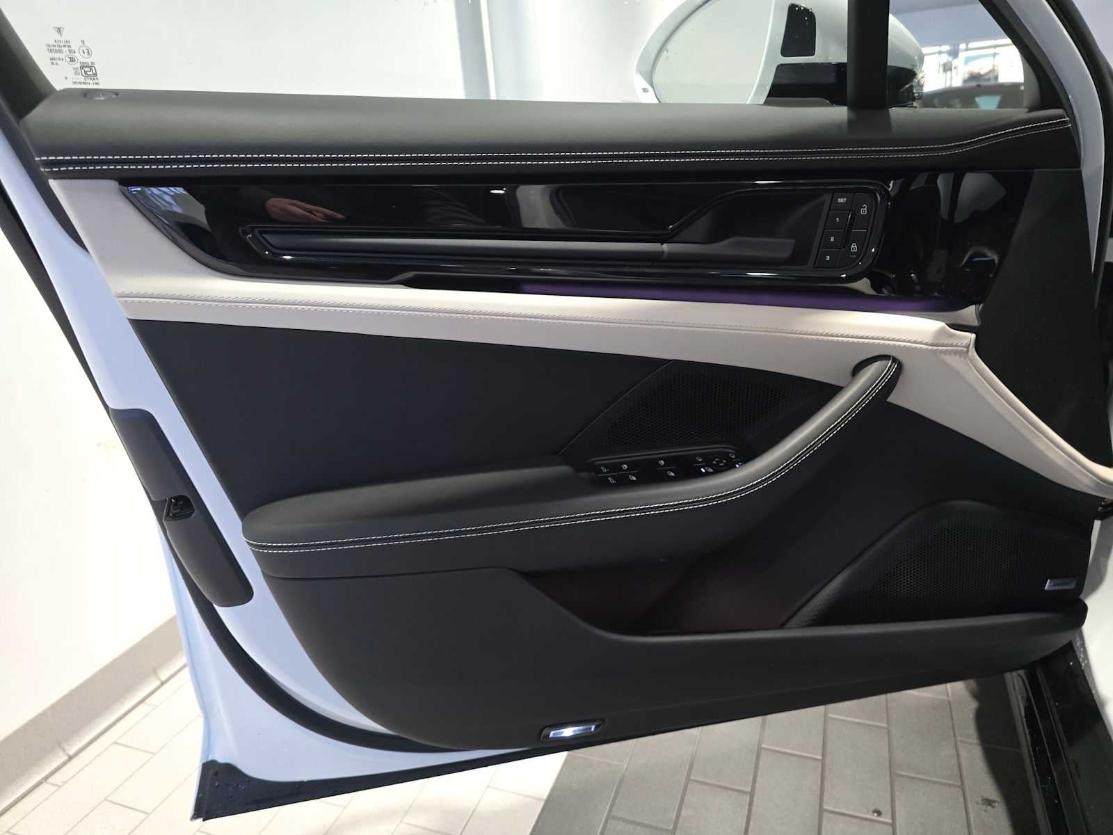 2025 Porsche Panamera GTS