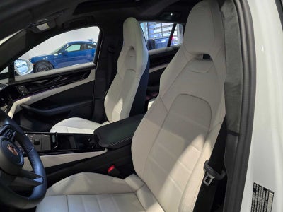 2025 Porsche Panamera GTS