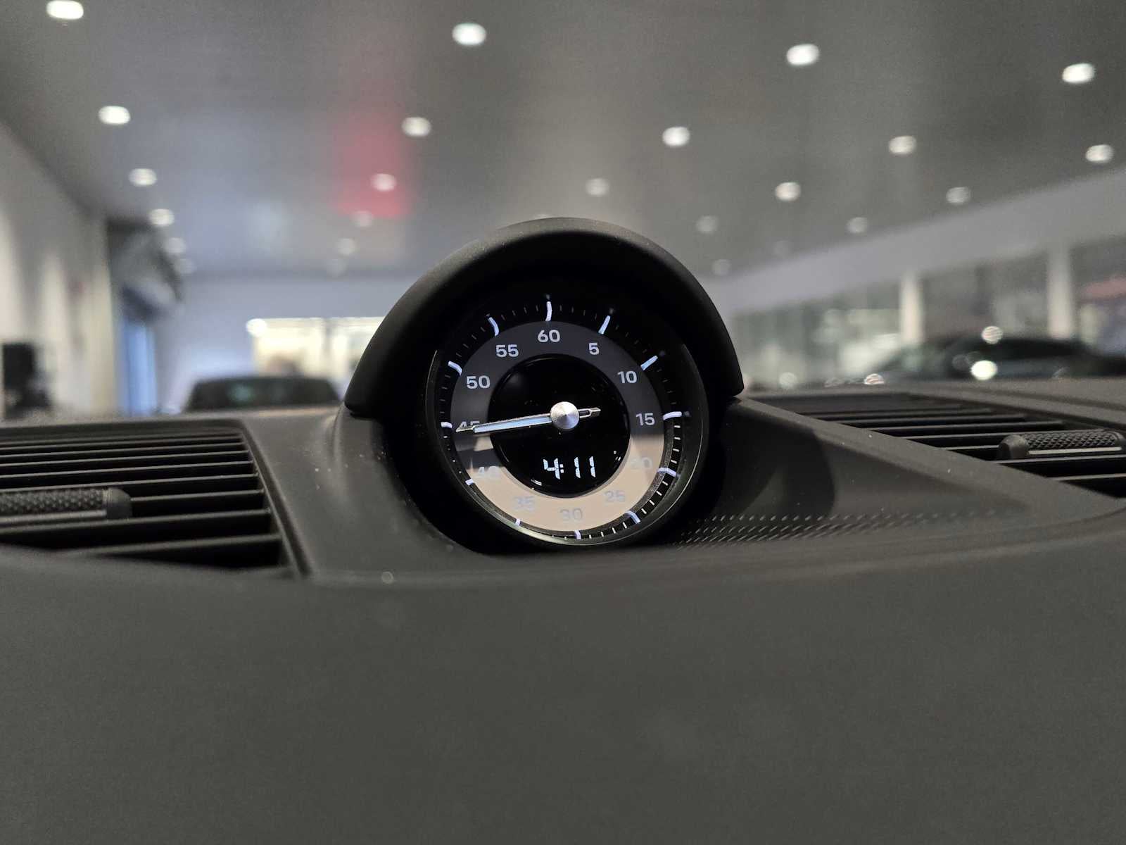 2025 Porsche Panamera GTS