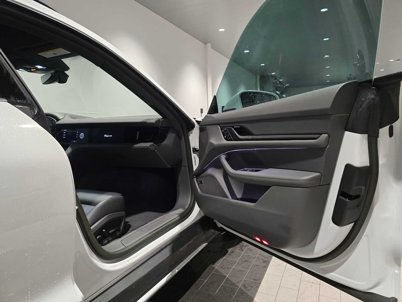 2024 Porsche Taycan 4