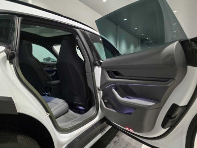 2024 Porsche Taycan 4