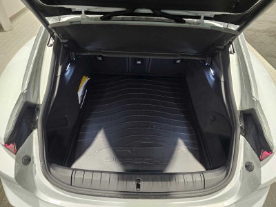 2024 Porsche Taycan 4