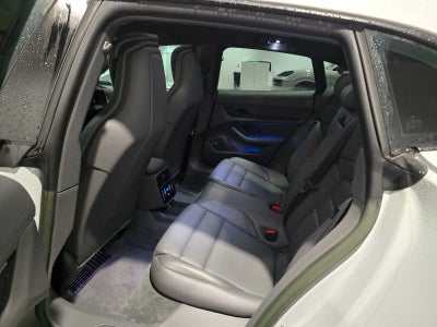 2024 Porsche Taycan 4