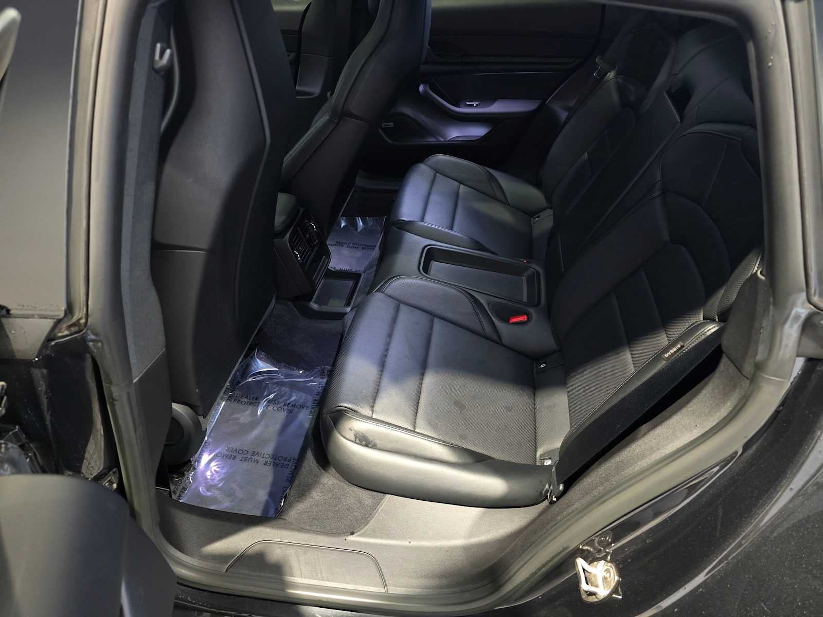 2022 Porsche Taycan 4