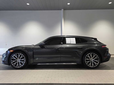 2022 Porsche Taycan 4