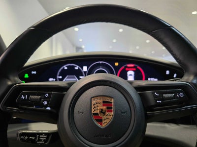 2022 Porsche Taycan 4