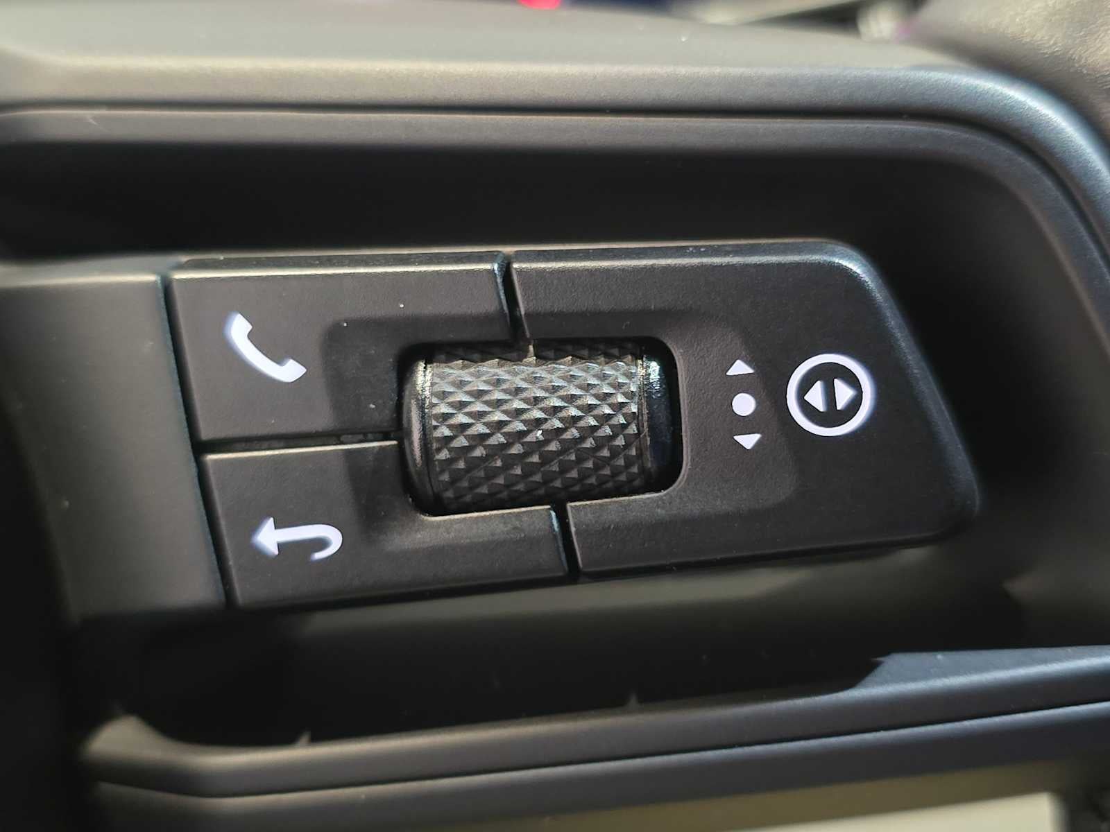 2022 Porsche Taycan 4